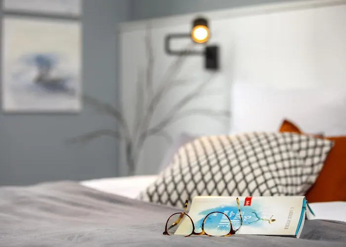 - Luettje Nuest Borkum